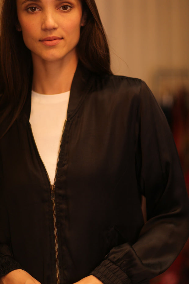 SILK BOMBER JACKET SOLID BLACK