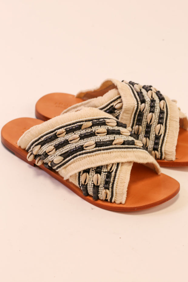 ARTISANS HANMADE LEATHER SANDALS