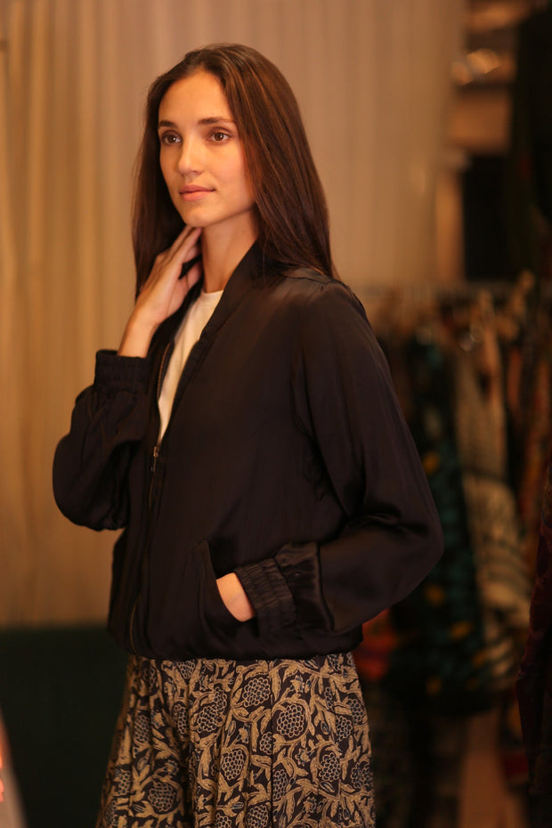 BOMBER SILK JACKET MABEL - BANGKOK TAILOR CLOTHING STORE - HANDMADE CLOTHING