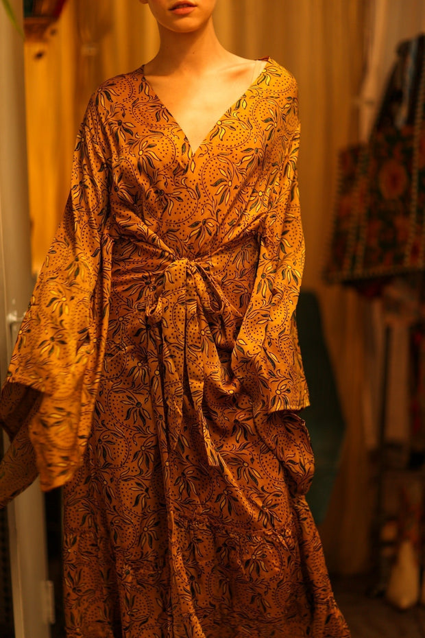 HAND BLOCK PRINT SILK WING KIMONO PINA - sustainably made MOMO NEW YORK sustainable clothing, bestseller slow fashion