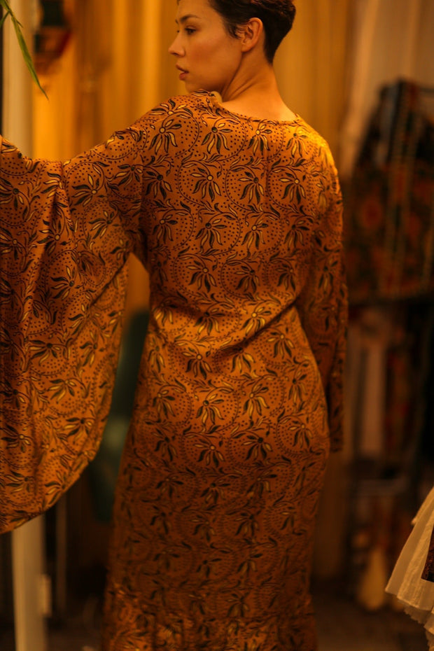 HAND BLOCK PRINT SILK WING KIMONO PINA - sustainably made MOMO NEW YORK sustainable clothing, bestseller slow fashion