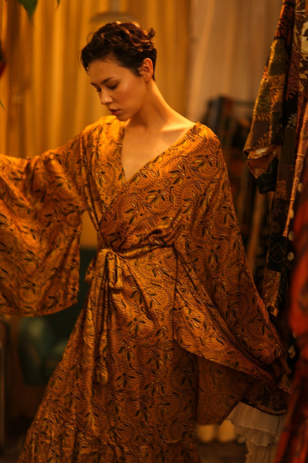 HAND BLOCK PRINT SILK WING KIMONO PINA - sustainably made MOMO NEW YORK sustainable clothing, bestseller slow fashion
