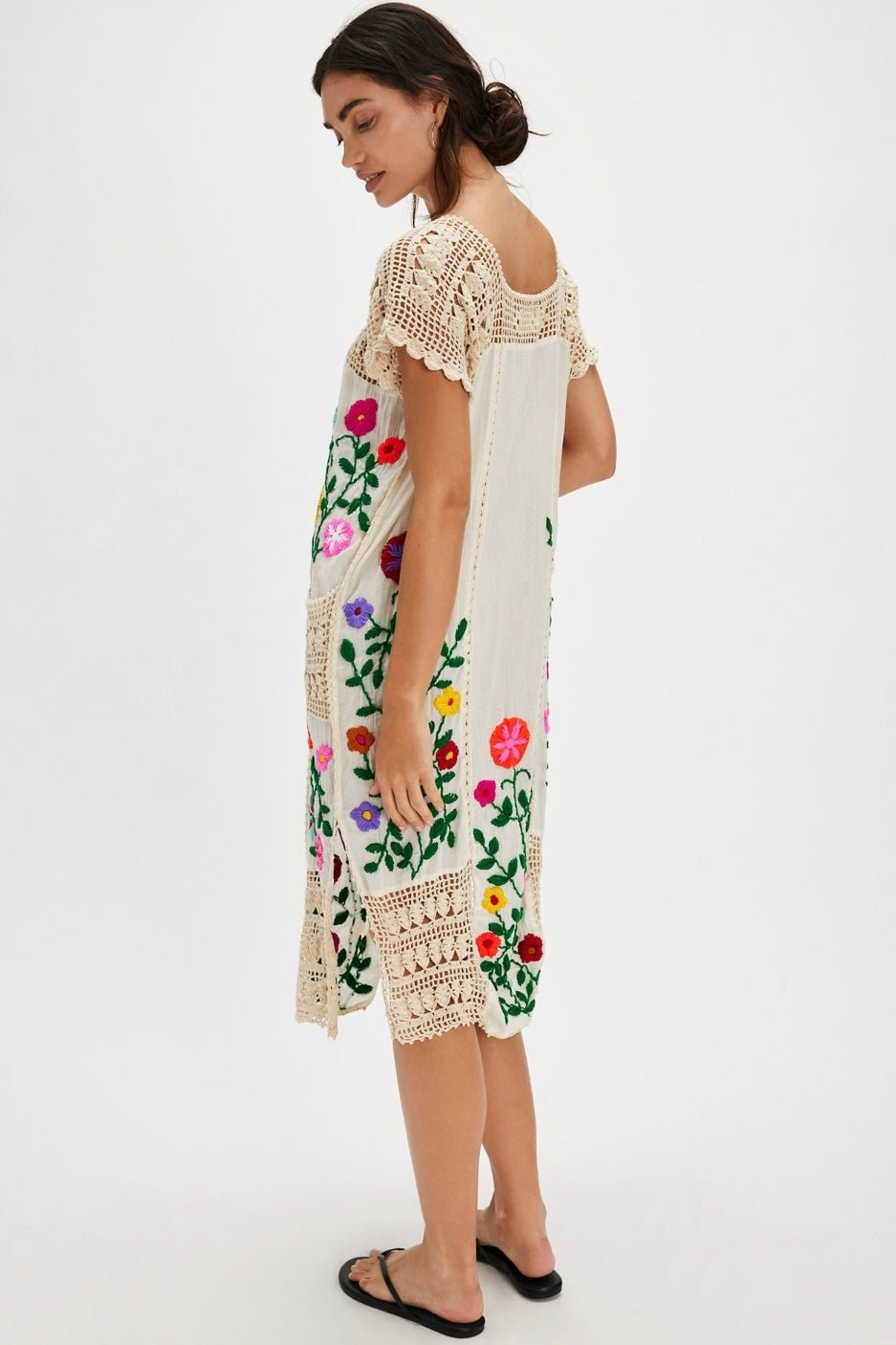 ISABELLA EMBROIDERED CROCHET KAFTAN, hand made - MOMO NEW YORK - ... ISABELLA EMBROIDERED CROCHET KAFTAN, hand made - MOMO NEW YORK - ...