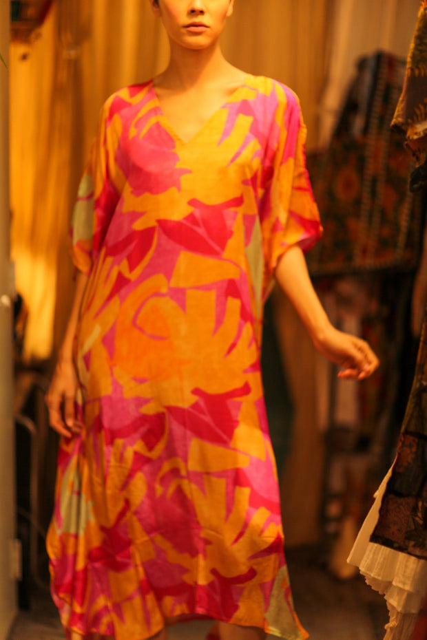 KAFTAN DRESS YAYA FAERIS - sustainably made MOMO NEW YORK sustainable clothing, bestseller slow fashion