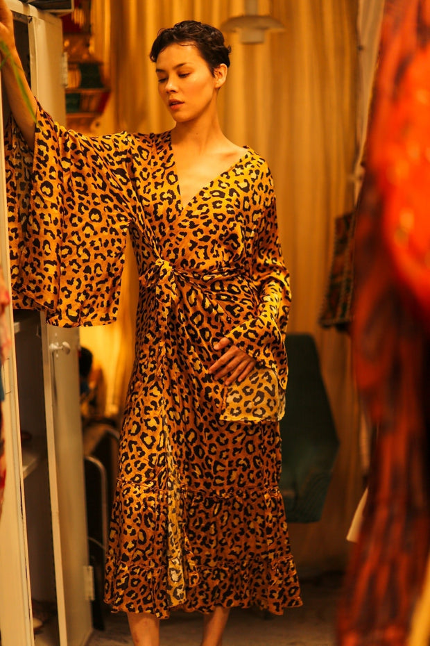 LEO PRINT XXL WING KIMONO PINA - sustainably made MOMO NEW YORK sustainable clothing, bestseller slow fashion
