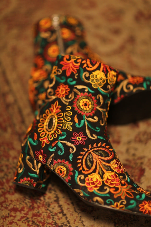 LIMITED EDITION BOOTS DJANGO - sustainably made MOMO NEW YORK sustainable clothing, new slow fashion