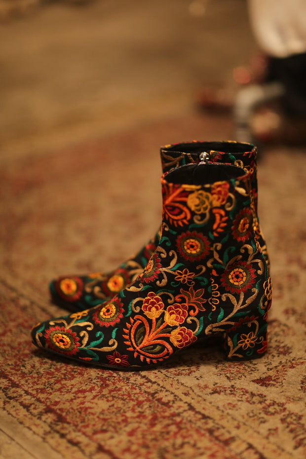 LIMITED EDITION BOOTS DJANGO - sustainably made MOMO NEW YORK sustainable clothing, new slow fashion
