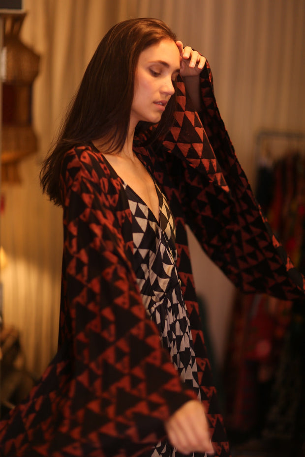 PINA WING KIMONO HONEY - BANGKOK TAILOR CLOTHING STORE - HANDMADE CLOTHING