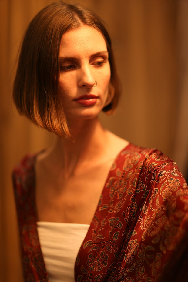 SILK HAND BLOCK PRINT KIMONO PINA BOENZA - sustainably made MOMO NEW YORK sustainable clothing, Kimono slow fashion