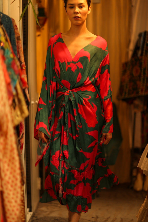 SILK XL KIMONO PINA RED GREEN - sustainably made MOMO NEW YORK sustainable clothing, bestseller slow fashion