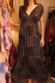 VICTORIA SILK DRESS LAILA - BANGKOK TAILOR CLOTHING STORE - HANDMADE CLOTHING