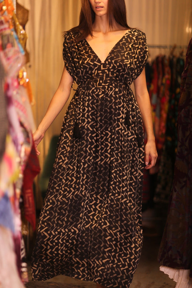 VICTORIA SILK DRESS LAILA - BANGKOK TAILOR CLOTHING STORE - HANDMADE CLOTHING