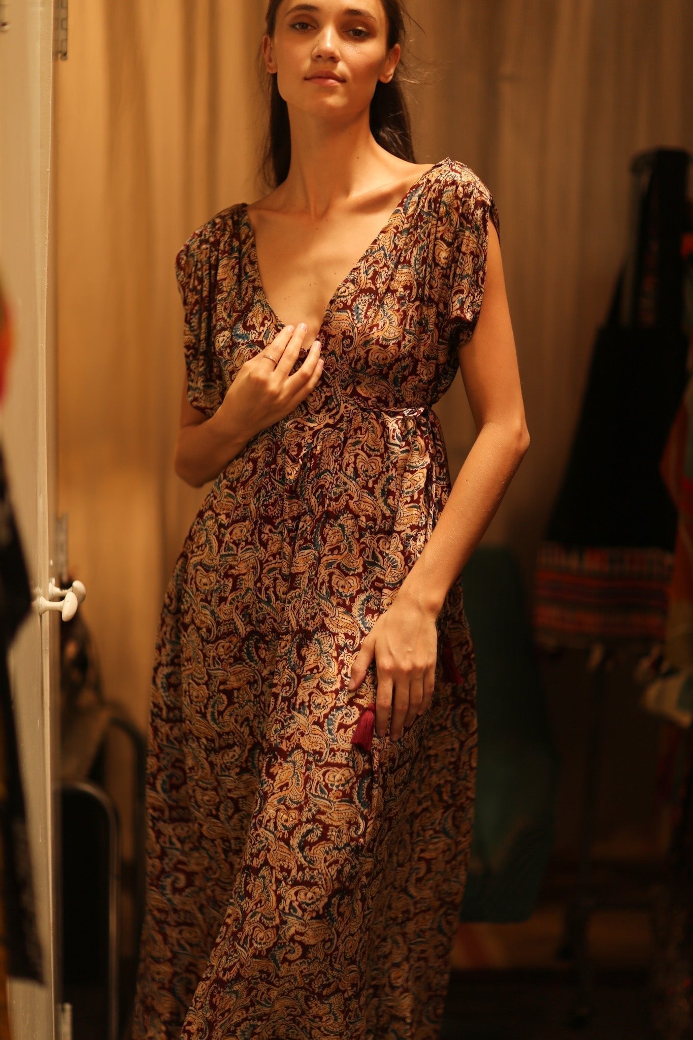 VICTORIA SILK DRESS PAISLEY BURGUNDY, hand made