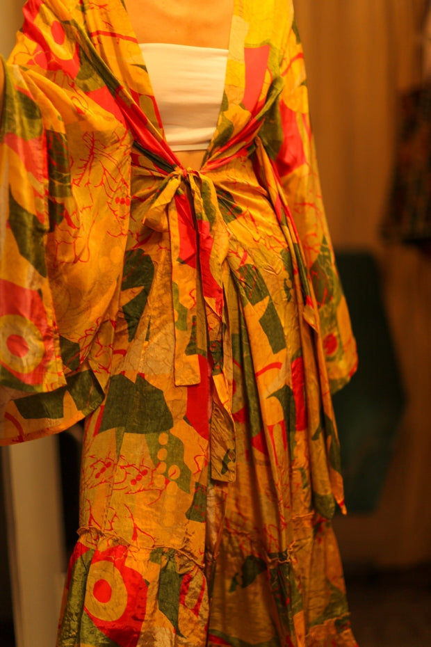 WING SILK KIMONO PINA MULTI - sustainably made MOMO NEW YORK sustainable clothing, bestseller slow fashion