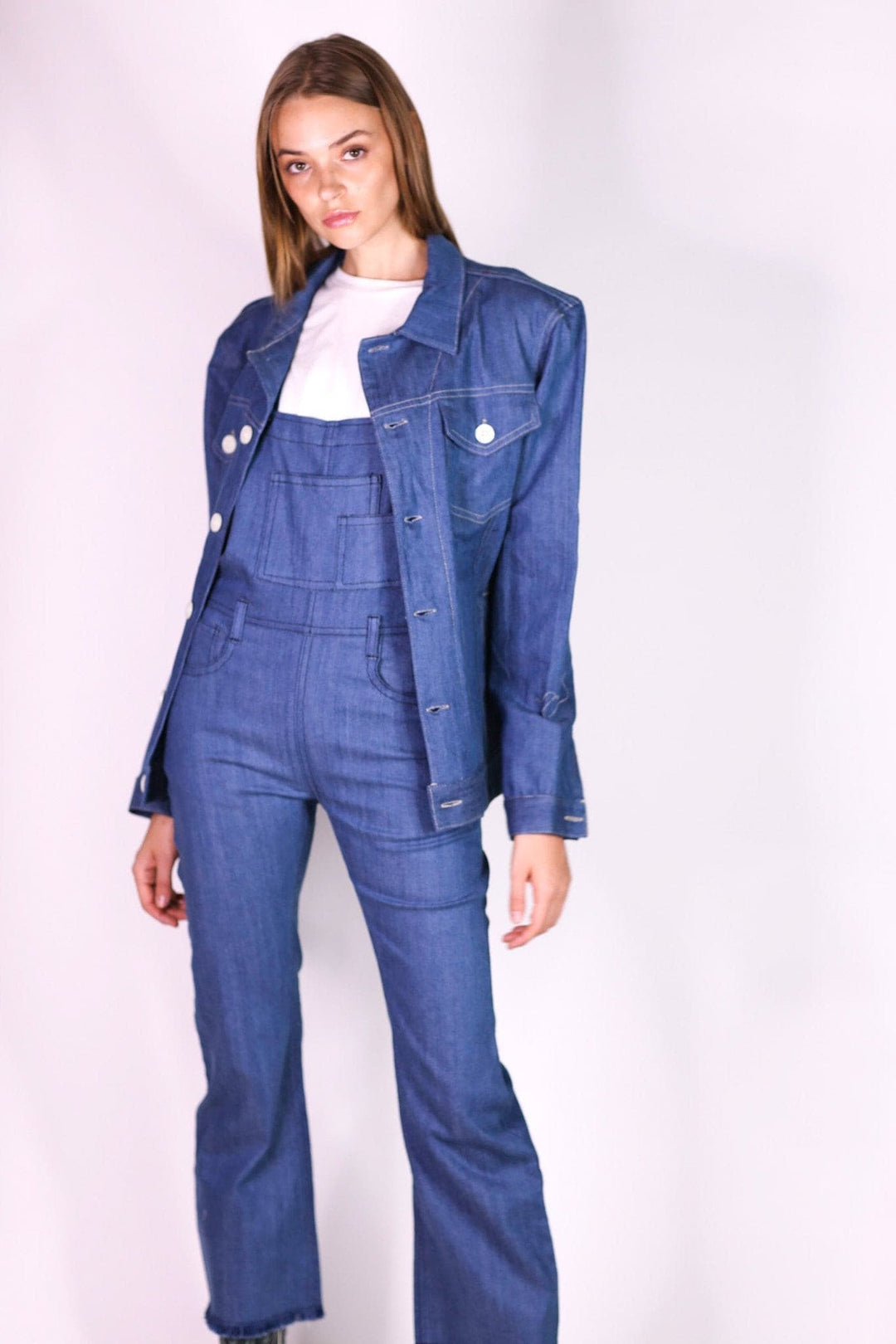 ART GALLERY | Sustainable Clothing - Slow Fashion - MOMO NEW