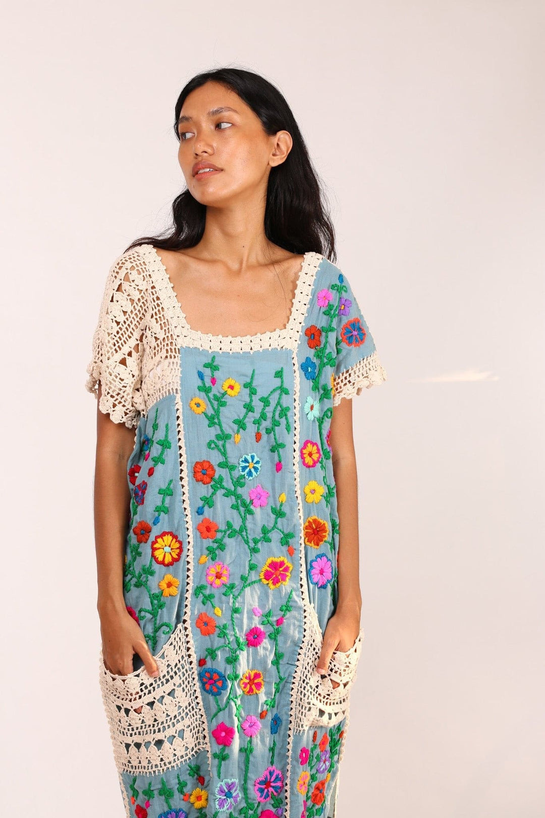 knee length dress blue Ever-Pretty Charming Short Sleeves V-Neck Fall Wedding Guest with Floral Applique within 15 days midis Zapaka Women Elegant Navy Size:M/L 8-12