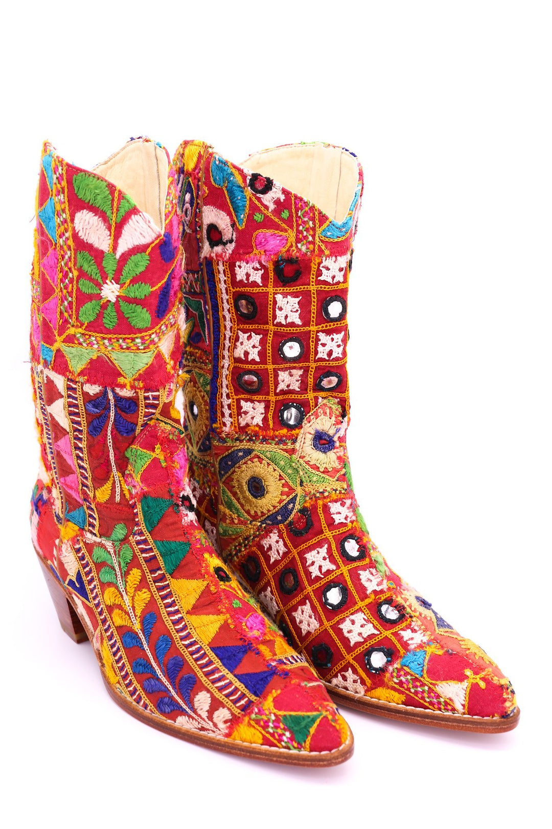 SHOE SAMPLE SALE | Sustainable Clothing - Slow Fashion SHOE SAMPLE SALE | Sustainable Clothing - Slow Fashion