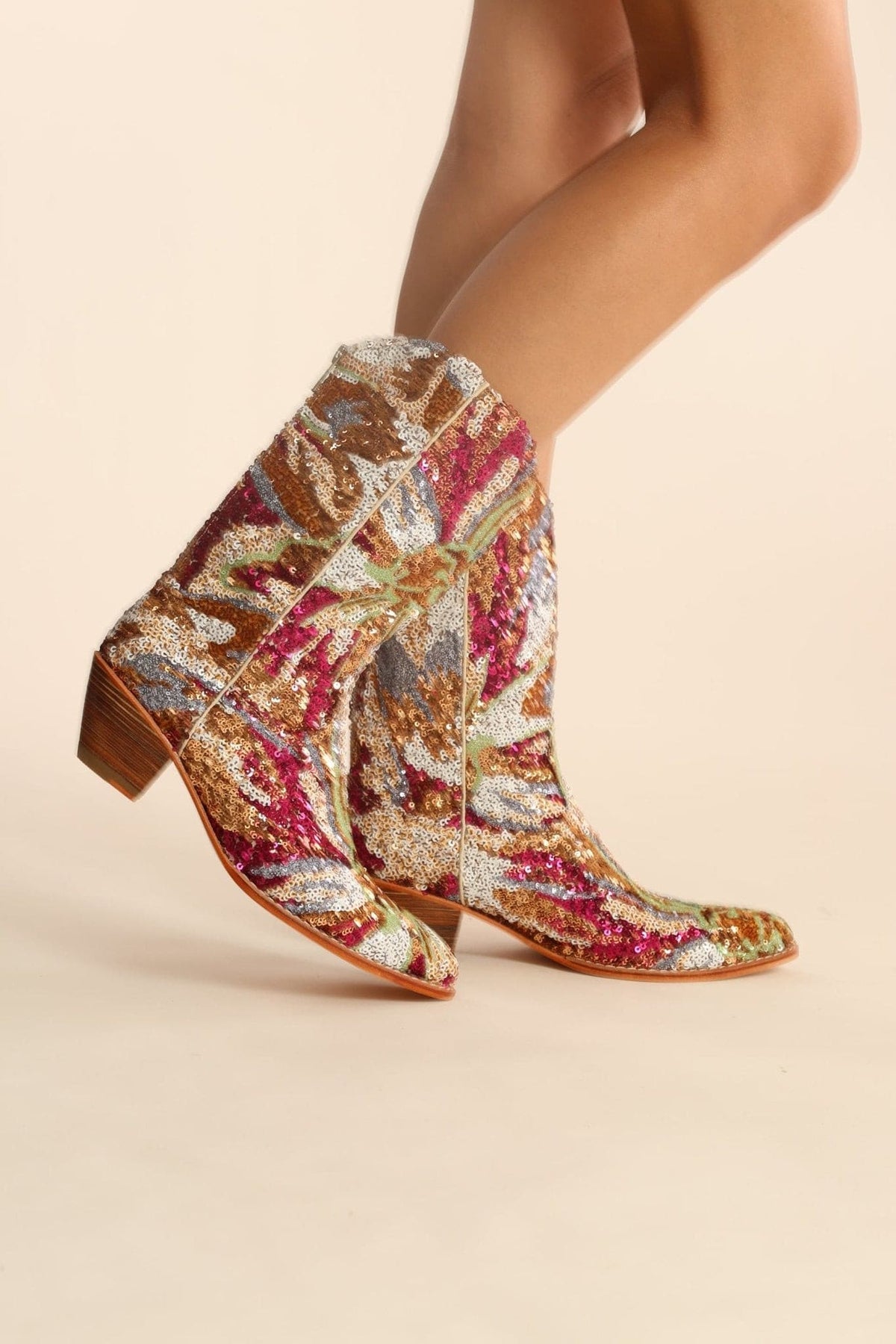 EMBROIDERED SEQUIN WESTERN BOOTS SINA, hand made - MOMO NEW YORK ...