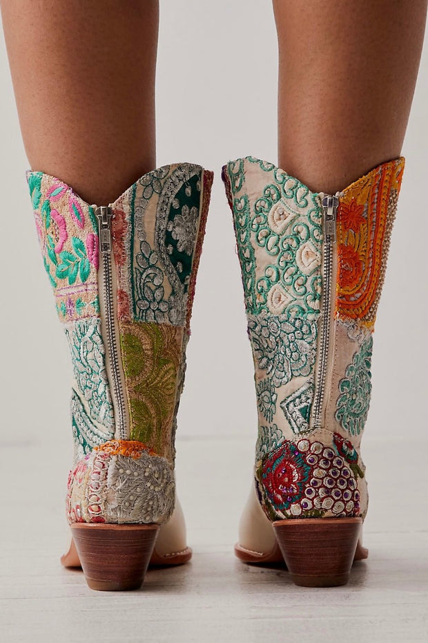 SELINA EMBROIDERED PATCHWORK BOOTS X FREE PEOPLE, hand made - MOM