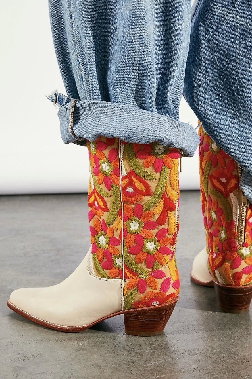 Selina Western Boots x Free People MOMO New York sustainable Fashion US 8 Eur 38 Vintage Pink