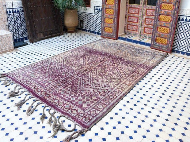 Vintage moroccan rug from Beni mguild, berber handmade area rug - sustainably made MOMO NEW YORK sustainable clothing, rug slow fashion